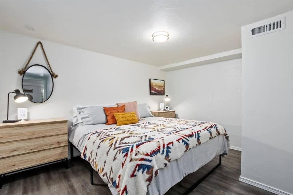 #Stayinmydistrict Twin Falls Pendleton Chic Suite Exteriör bild
