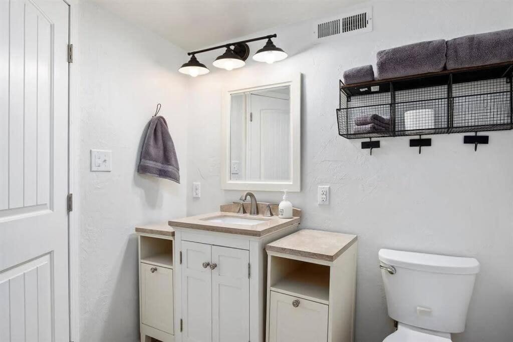 #Stayinmydistrict Twin Falls Pendleton Chic Suite Exteriör bild